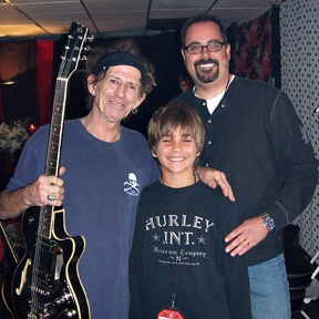Keith with Carl Carlton Signature Guitar